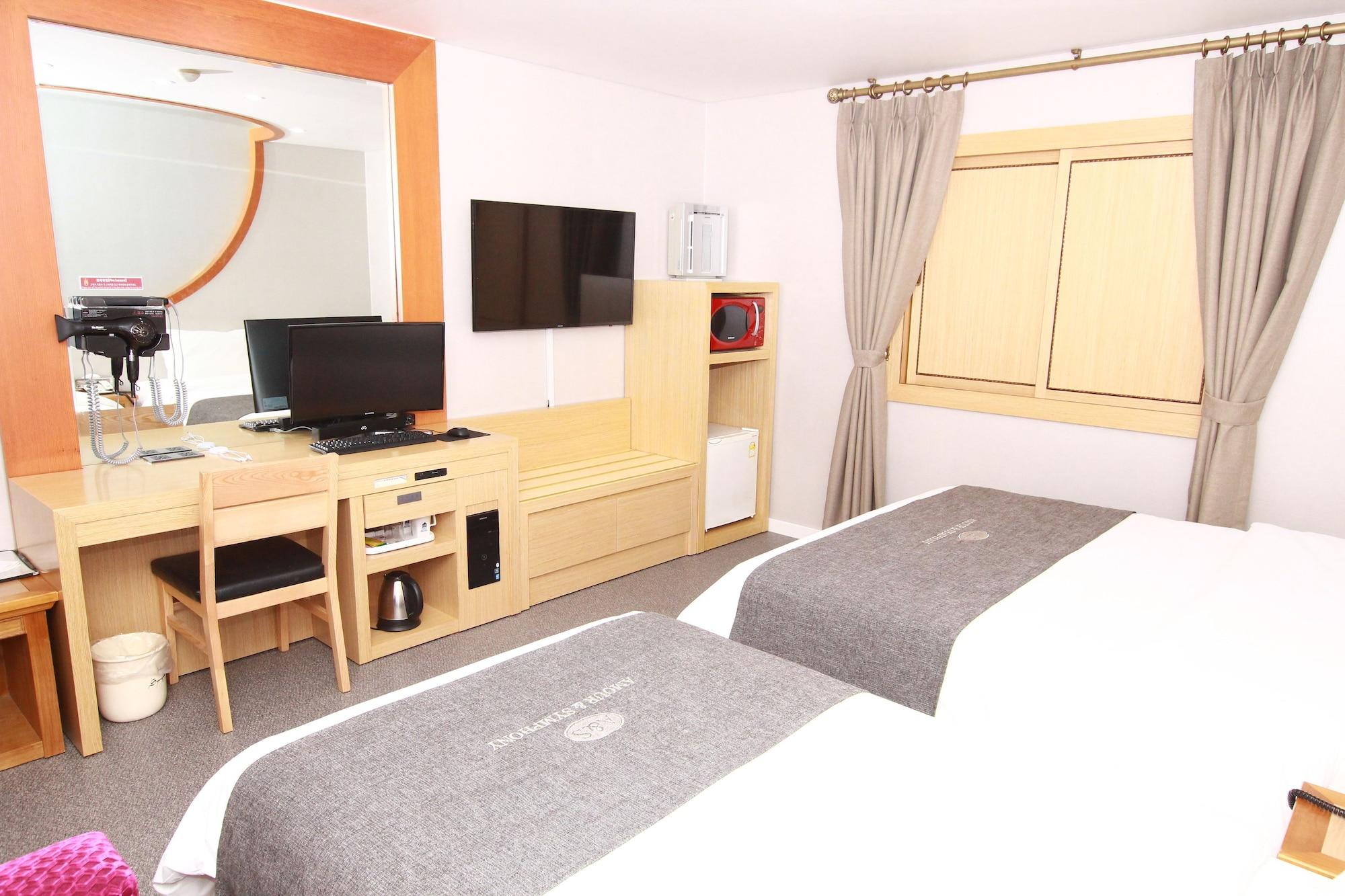 Amour Hotel Сувон Екстериор снимка