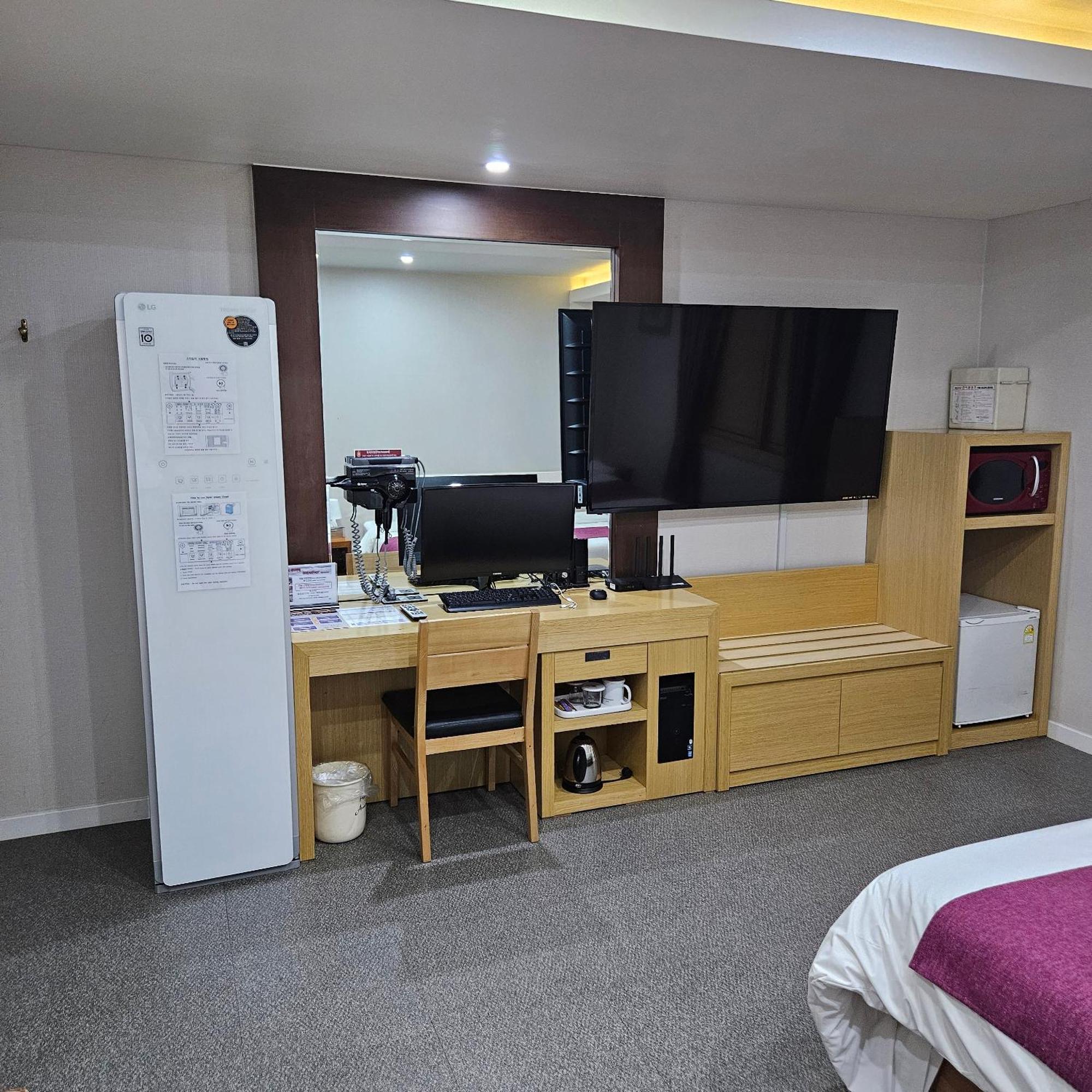 Amour Hotel Сувон Екстериор снимка