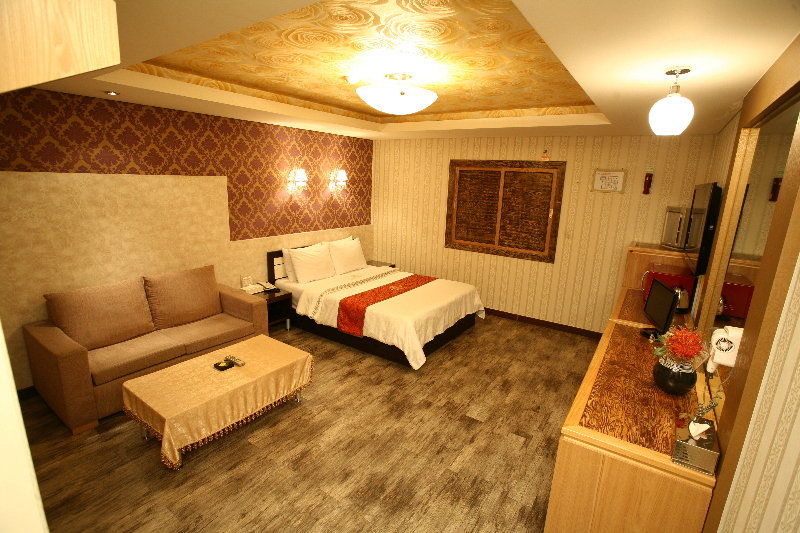 Amour Hotel Сувон Екстериор снимка