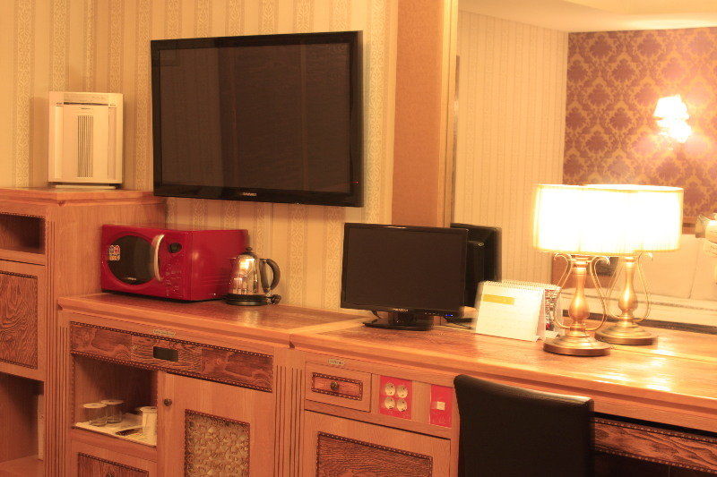 Amour Hotel Сувон Екстериор снимка