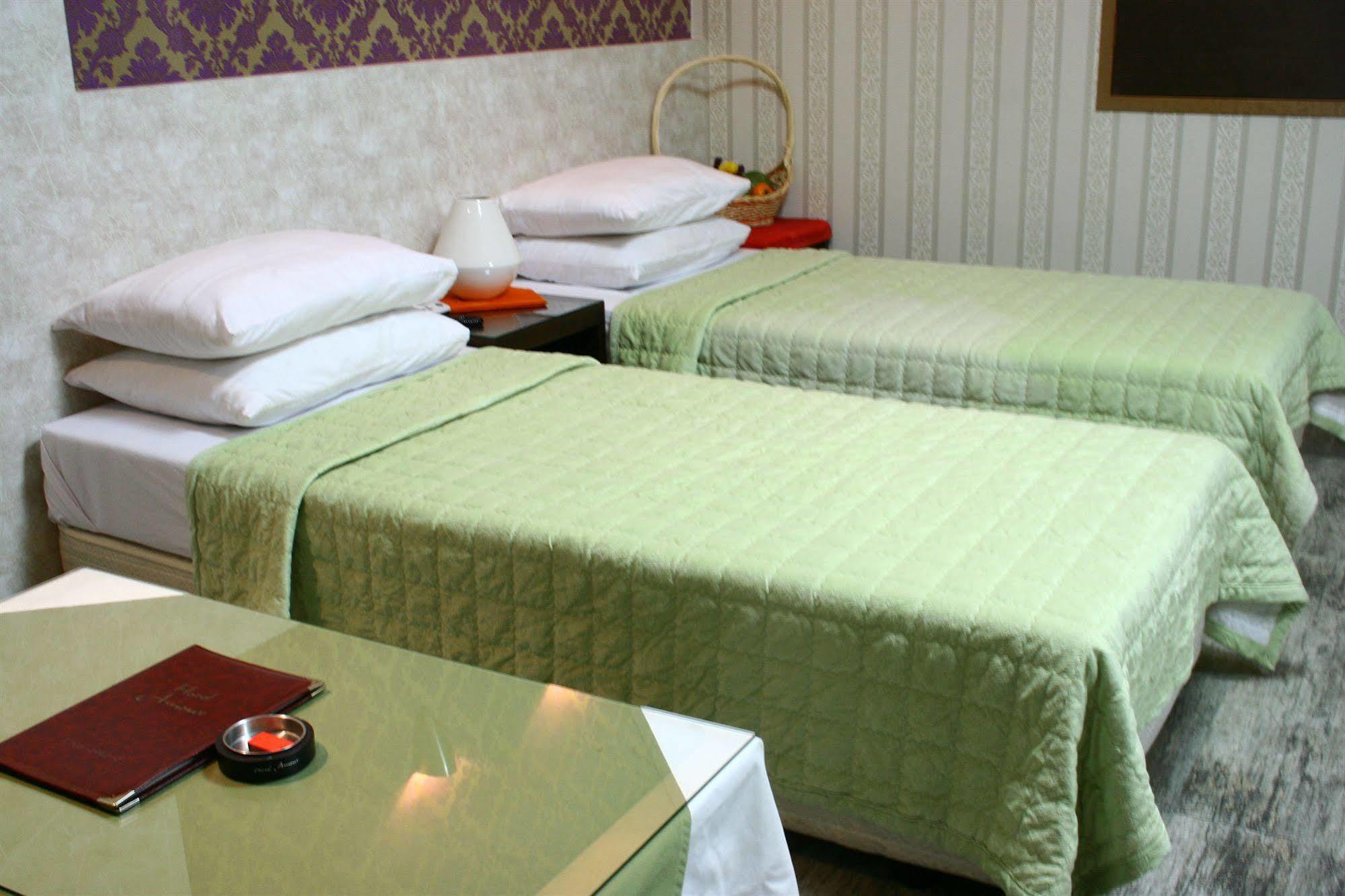 Amour Hotel Сувон Екстериор снимка