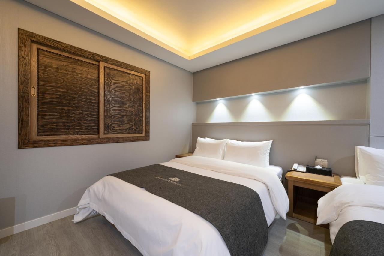 Amour Hotel Сувон Екстериор снимка