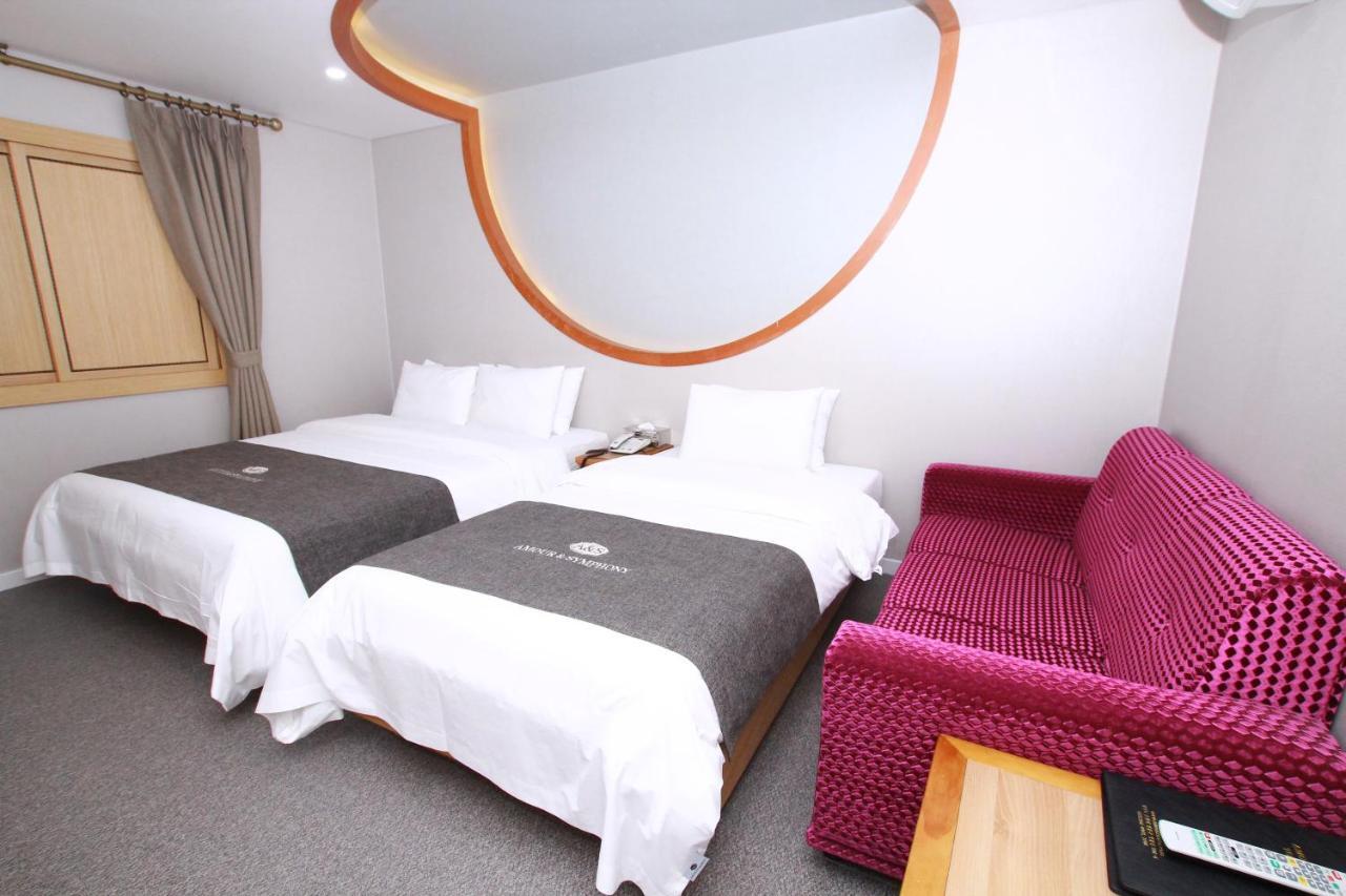 Amour Hotel Сувон Екстериор снимка